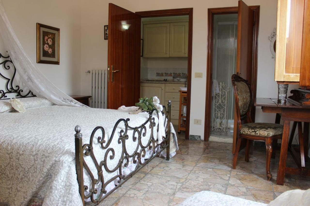 Guest House Edera San Gimignano Esterno foto